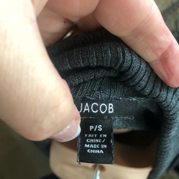 Asymmetrical Jacob Cardigan - Picture 5 of 6